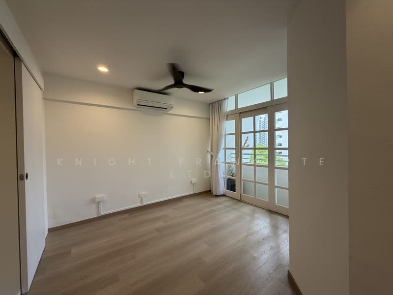 Elizabeth Heights, 57 Cairnhill Road, 5 Bedrooms, 2,519 sqft, Condominium For Rent, by Evelyn Chen, 500069909 - common bedroom - PropertyGuru.com.sg