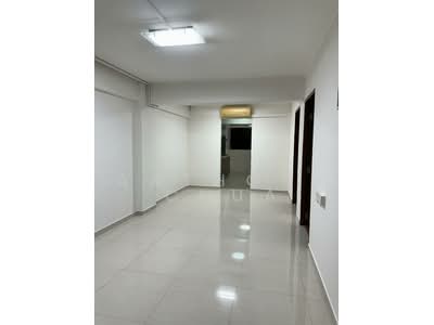 For Rent - 31 Holland Close