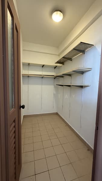 Spring Grove Condominium For Sale at S$ 2,600,000 | PropertyGuru Singapore - Interior