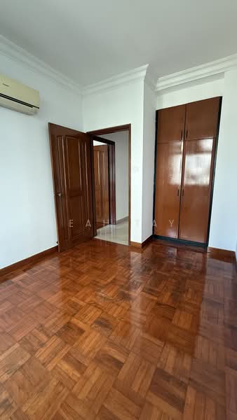 Spring Grove Condominium For Sale at S$ 2,600,000 | PropertyGuru Singapore - Interior