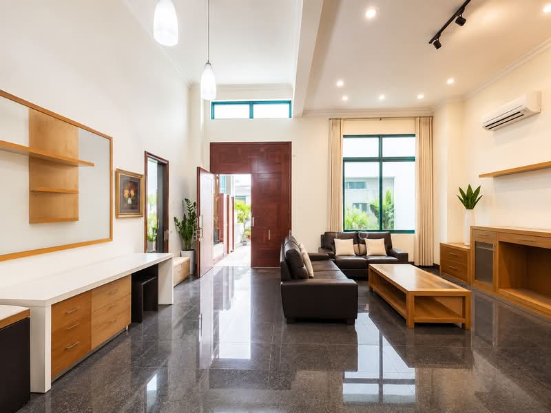 Tai Keng Villas, Jalan Kelichap, 7 Bedrooms, 3,940 sqft, Terraced House For Sale, by Melvin Lo, 500069975 - Living Room - PropertyGuru.com.sg
