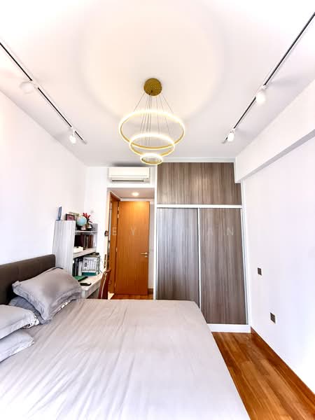 Floridian Condominium For Sale at S$ 2,450,000 | PropertyGuru Singapore - Bedroom