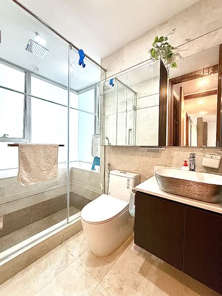 Floridian Condominium For Sale at S$ 2,450,000 | PropertyGuru Singapore - Bathroom