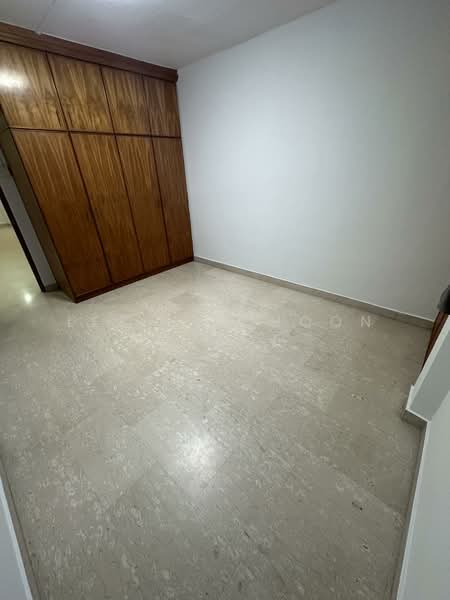 126 Aljunied Road, 126 Aljunied Road, 3 Bedrooms, 1,302 sqft, HDB Flat For Sale, by Lee Lay Hoon Grace, 500070019 - Third bedroom - PropertyGuru.com.sg