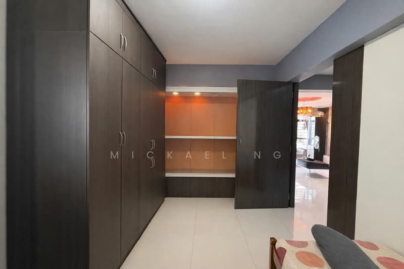 656B Jurong West Street 61 HDB Flat For Sale at S$ 800,000 | PropertyGuru Singapore - Interior