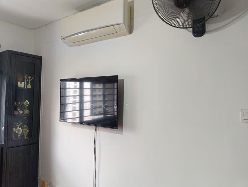 656B Jurong West Street 61, 656B Jurong West Street 61, 4 Bedrooms, 1,432 sqft, HDB Flat For Sale, by Mickael Ng, 500070026 - Interior - PropertyGuru.com.sg