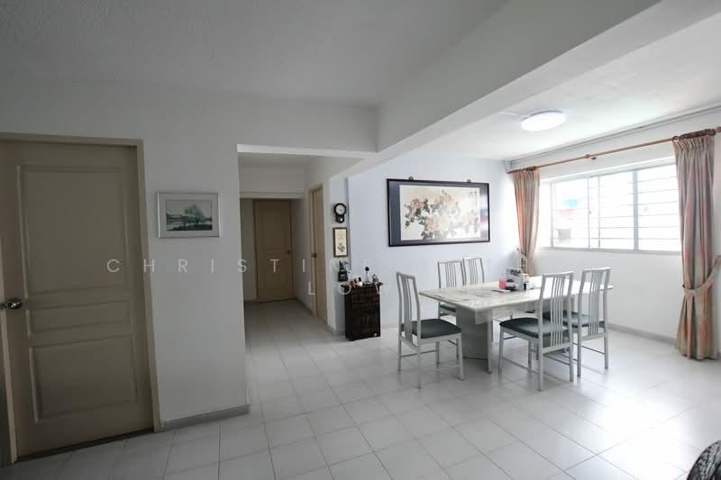 For Sale - 232 Tampines Street 21