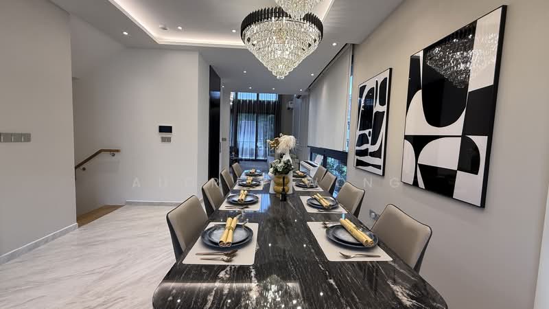 Brand New 3.5 Storey Terrace @Novena Thomson Road Shrewsbury Road Novena MRT, Shewsbury Road, 6 Bedrooms, 6,063 sqft, Terraced House For Sale, by Audrey Wong, 500070038 - Dining Room - PropertyGuru.com.sg