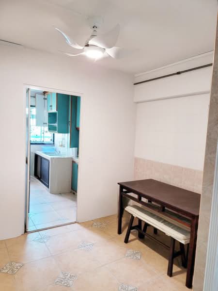 For Sale - 818 Tampines Street 81