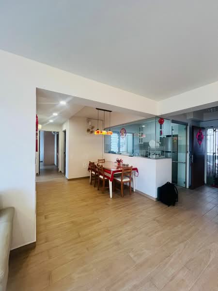 812B Choa Chu Kang Avenue 7 HDB Flat For Sale at S$ 640,000 | PropertyGuru Singapore - Interior