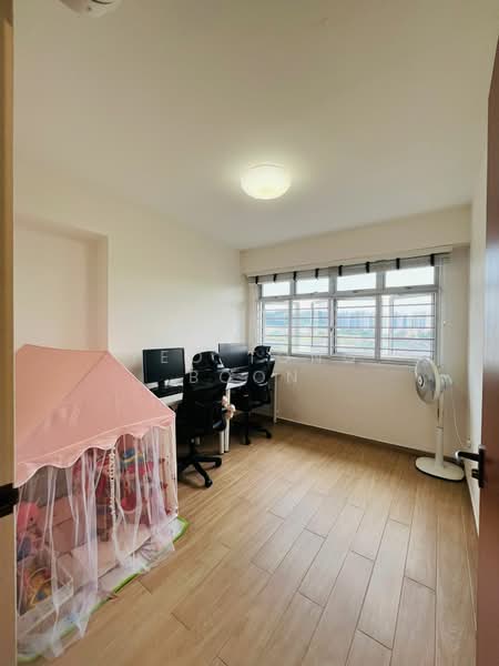 812B Choa Chu Kang Avenue 7 HDB Flat For Sale at S$ 640,000 | PropertyGuru Singapore - Study