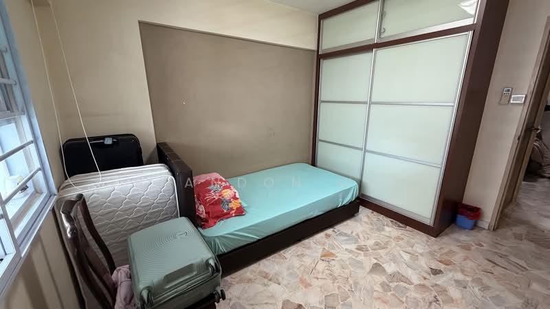115 Hougang Avenue 1 HDB Flat For Sale at S$ 470,000 | PropertyGuru Singapore - Bedroom