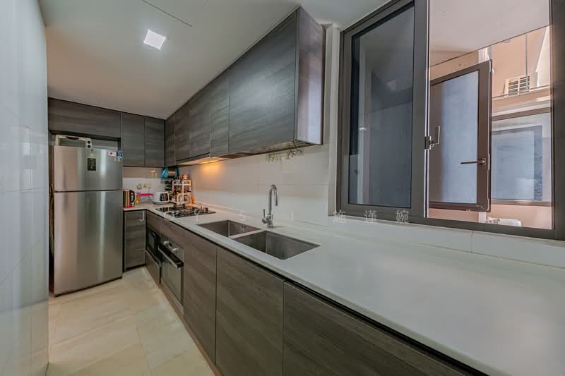 Sims Urban Oasis Condominium For Sale at S$ 2,300,000 | PropertyGuru Singapore - Kitchen