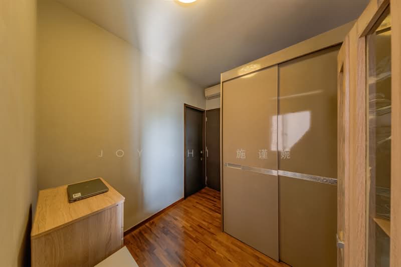 Sims Urban Oasis Condominium For Sale at S$ 2,300,000 | PropertyGuru Singapore - Bedroom