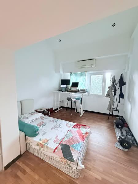 Shamrock Park, Namly Drive, 3 Bedrooms, 1,144 sqft, Walk-up Apartment For Rent, by Anthea Yeo 杨丽娇, 500070087 - Bedroom - PropertyGuru.com.sg