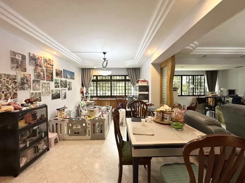 155 Gangsa Road HDB Flat For Sale at S$ 880,000 | PropertyGuru Singapore - Living Room