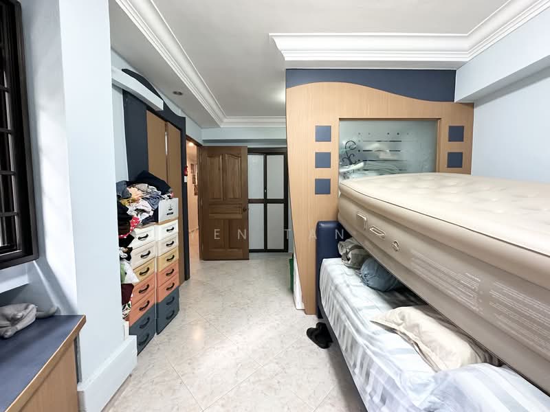 155 Gangsa Road HDB Flat For Sale at S$ 880,000 | PropertyGuru Singapore - Bedroom