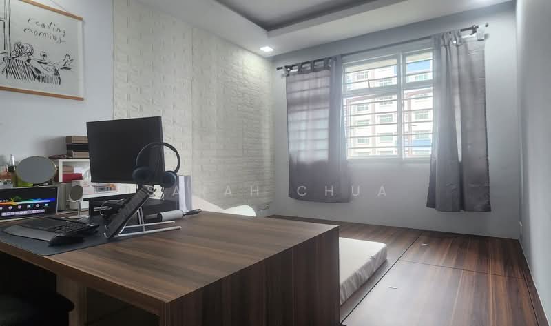 212A Punggol Walk HDB Flat For Sale at S$ 650,000 | PropertyGuru Singapore - Study