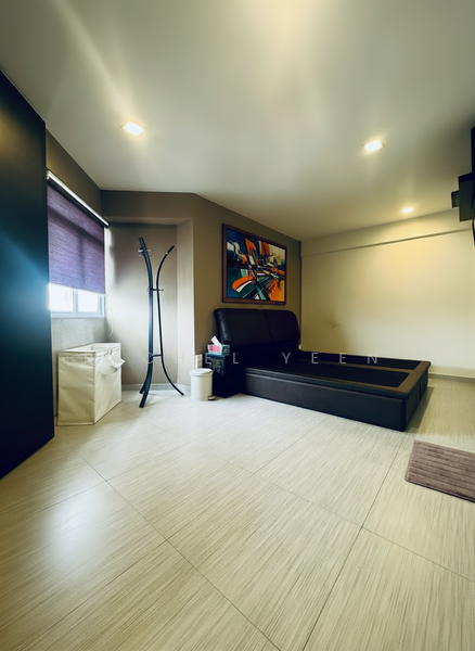 60 Strathmore Avenue HDB Flat For Sale at S$ 949,999 | PropertyGuru Singapore - Bedroom