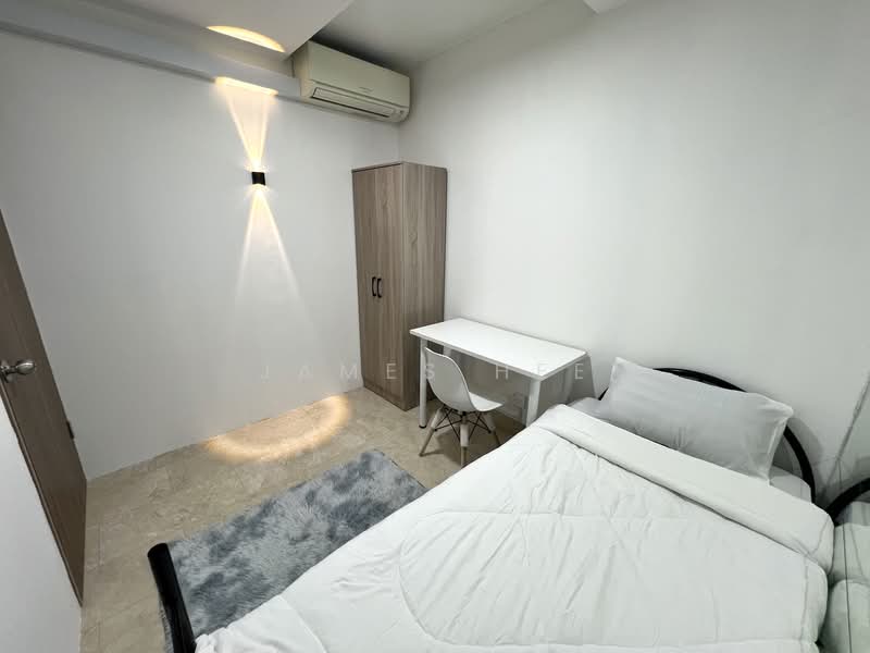 Changi Rise Condo, 4 Simei Rise, Room Rental, 100 sqft, Condominium For Rent, by James Hee, 500070131 - R5 - PropertyGuru.com.sg