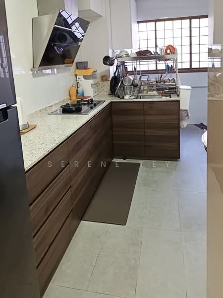 663 Yishun Avenue 4, 663 Yishun Avenue 4, 3 Bedrooms, 893 sqft, HDB Flat For Rent, by Serene Tey, 500070152 - Kitchen - PropertyGuru.com.sg