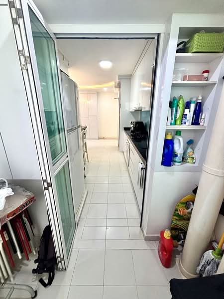 315C Yishun Avenue 9 HDB Flat For Sale at S$ 680,000 | PropertyGuru Singapore - Service Yard
