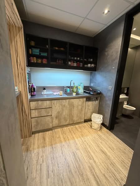 Havelock II, 2 Havelock Road, 1,259 sqft, Office For Rent, by Eric Lim, 500070164 - Kitchen - CommercialGuru.com.sg