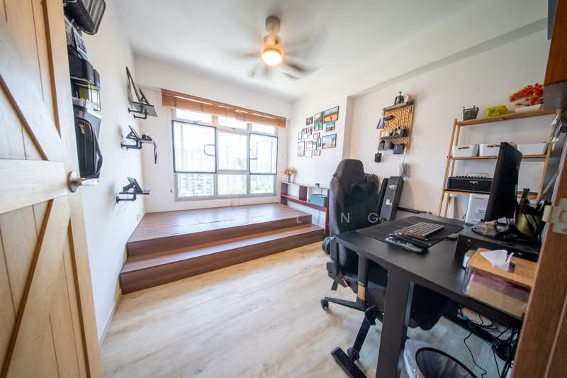 875B Tampines Street 86 HDB Flat For Sale at S$ 749,999 | PropertyGuru Singapore - Study