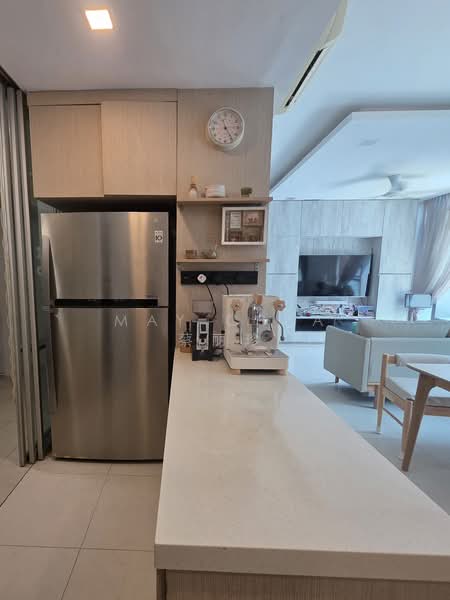 Botannia Condominium For Sale at S$ 2,360,000 | PropertyGuru Singapore - Dry Kitchen