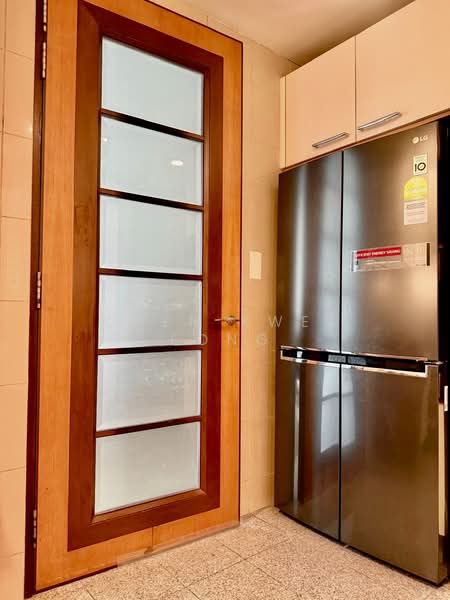 Cuscaden Residences Condominium For Sale at S$ 4,250,000 | PropertyGuru Singapore - Kitchen