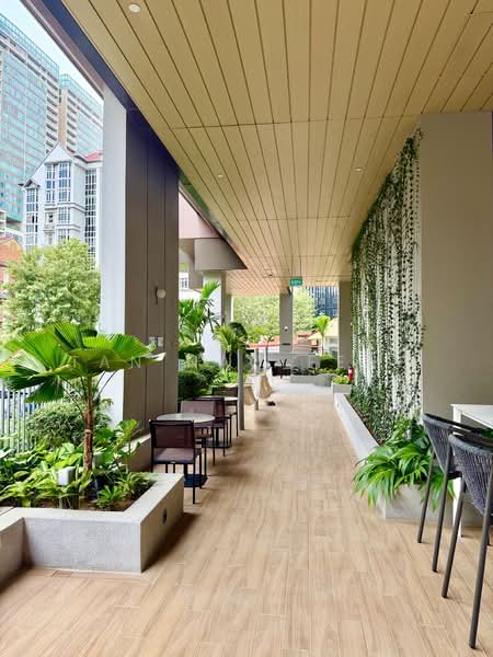 Hill House Condominium For Sale at S$ 1,468,000 | PropertyGuru Singapore - Exterior