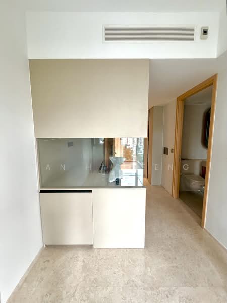 Hill House Condominium For Sale at S$ 1,468,000 | PropertyGuru Singapore - Kitchen