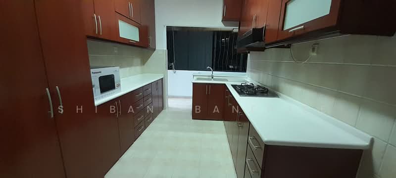 Botanic Gardens Mansion, 2 Taman Serasi, Room Rental, 130 sqft, Apartment For Rent, by Shibani Banerjee, 500070219 - Kitchen - PropertyGuru.com.sg