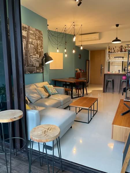 The Crest Condominium For Sale at S$ 1,790,000 | PropertyGuru Singapore - Living Room