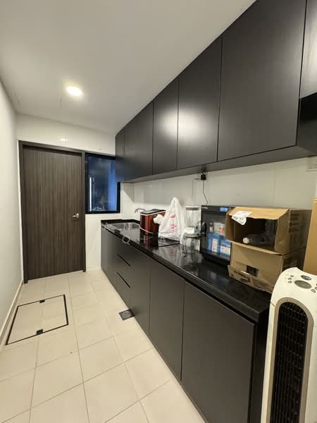 Siglap | Terrace | Renovated | 5min to MRT, Changi Road, 4 Bedrooms, 2,200 sqft, Terraced House For Rent, by Tan Ying Qian, 500070242 - Kitchen - PropertyGuru.com.sg