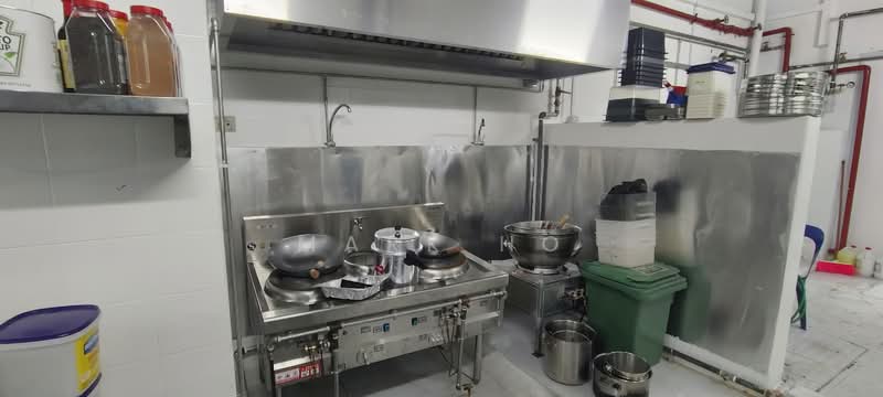 Desker Road, Desker Road, 1,100 sqft, Food & Beverage For Rent, by Mark Ho, 500070266 - Kitchen - CommercialGuru.com.sg