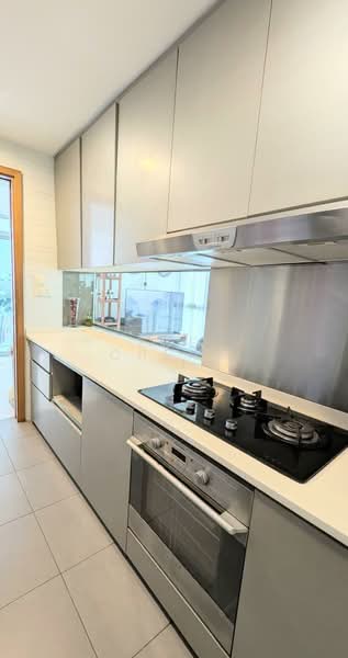 The Esta Condominium For Sale at S$ 3,500,000 | PropertyGuru Singapore - Kitchen