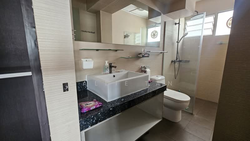 94 Havelock Road, 94 Havelock Road, 3 Bedrooms, 1,270 sqft, HDB Flat For Rent, by Callie Tan, 500070282 - Bathroom - PropertyGuru.com.sg