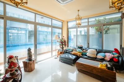 For Sale - Montclair @ Whitley