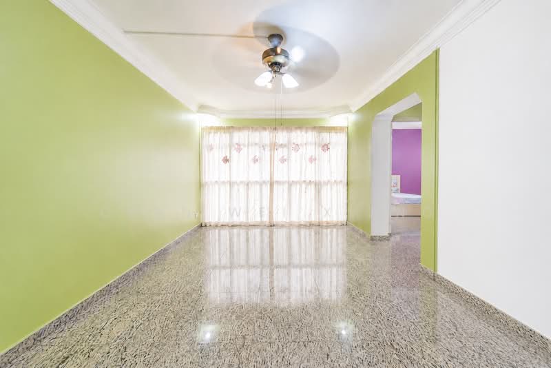 649B Jurong West Street 61, 649B Jurong West Street 61, 3 Bedrooms, 968 sqft, HDB Flat For Sale, by Chan Wei Xiang, 500070302 - Living Room - PropertyGuru.com.sg