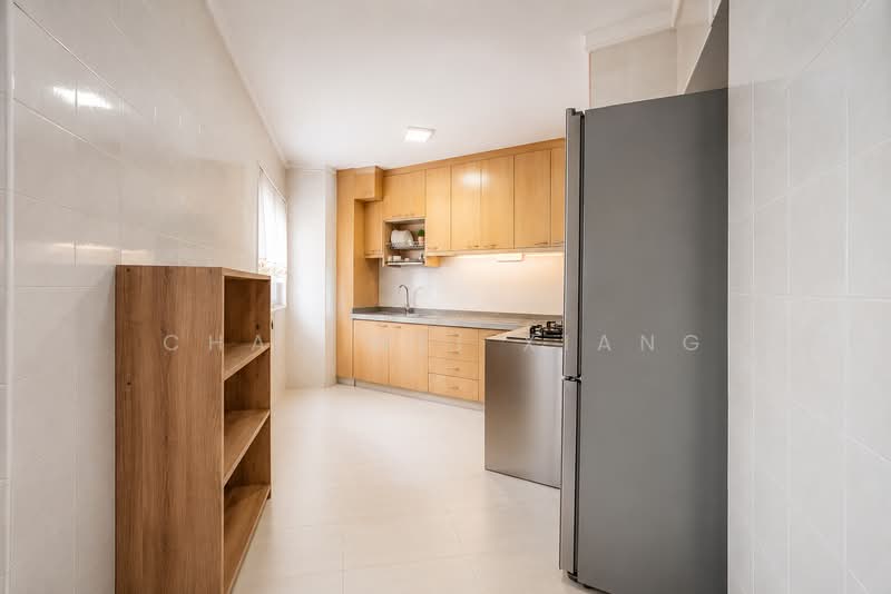 649B Jurong West Street 61, 649B Jurong West Street 61, 3 Bedrooms, 968 sqft, HDB Flat For Sale, by Chan Wei Xiang, 500070302 - Kitchen - PropertyGuru.com.sg