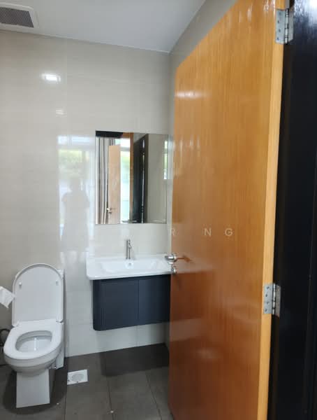 Loft @ Stevens, 68 Stevens Road, 1 Bedroom, 377 sqft, Condominium For Rent, by Xavier Ng, 500070307 - Bathroom - PropertyGuru.com.sg