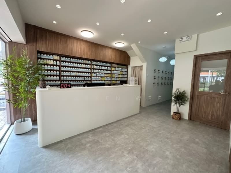⭐TCM Clinic⭐ East Coast / Katong / Joo Chiat, East Coast / Katong / Joo Chiat, 1,384 sqft, Medical For Rent, by Darren Wee, 500070314 - Interior - CommercialGuru.com.sg