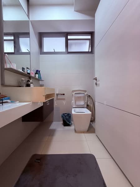 Silversea, , 2 Bedrooms, 980 sqft, Condominium For Rent, by Jaslyn Kee, 500070322 - Bathroom - PropertyGuru.com.sg