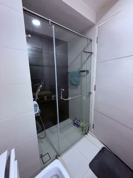 Silversea, , 2 Bedrooms, 980 sqft, Condominium For Rent, by Jaslyn Kee, 500070322 - Bathroom - PropertyGuru.com.sg