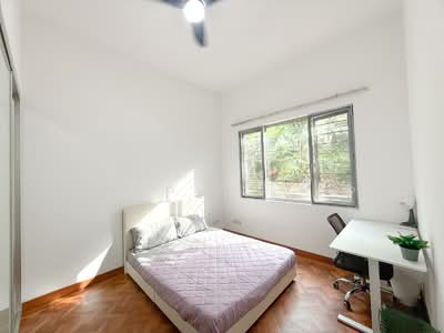 For Rent - Maple Woods