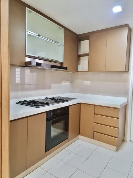 Savannah Condopark, 31 Simei Rise, 3 Bedrooms, 1,238 sqft, Condominium For Rent, by Kyean Lim, 500070333 - Kitchen - PropertyGuru.com.sg