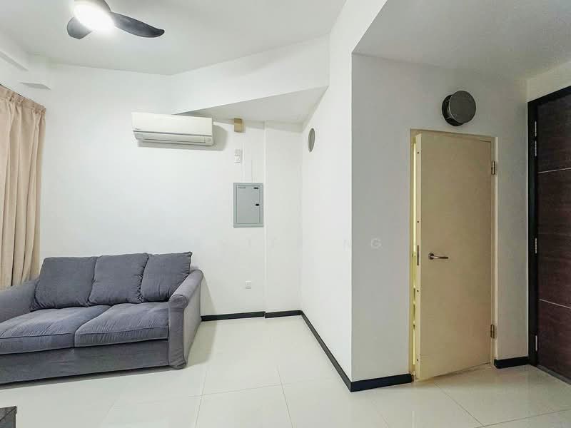 Viva Vista Apartment For Sale at S$ 781,000 | PropertyGuru Singapore - Living Room
