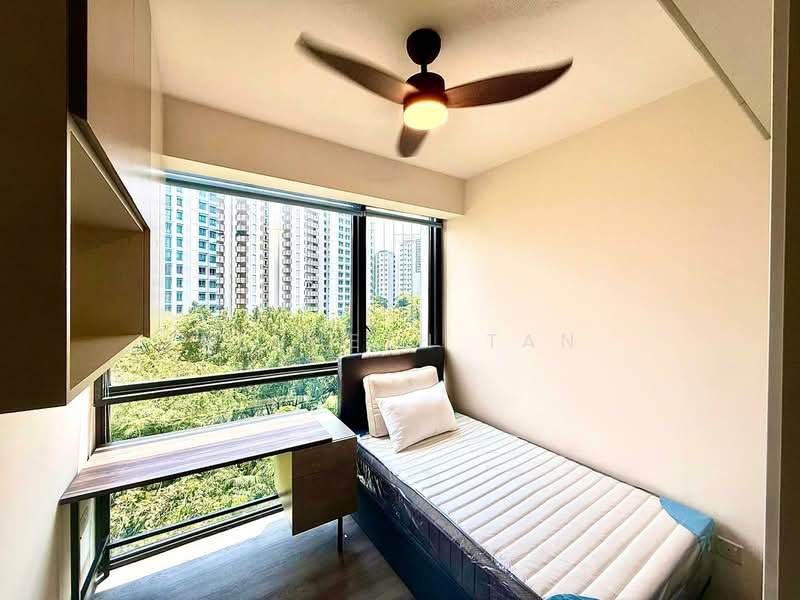 Waterbay, 45 Edgefield Plains, 3 Bedrooms, 1,098 sqft, Executive Condominium For Rent, by Kenneth Tan, 500070349 - Bedroom - PropertyGuru.com.sg