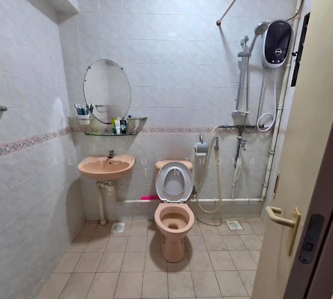 672B Klang Lane HDB Flat For Sale at S$ 698,888 | PropertyGuru Singapore